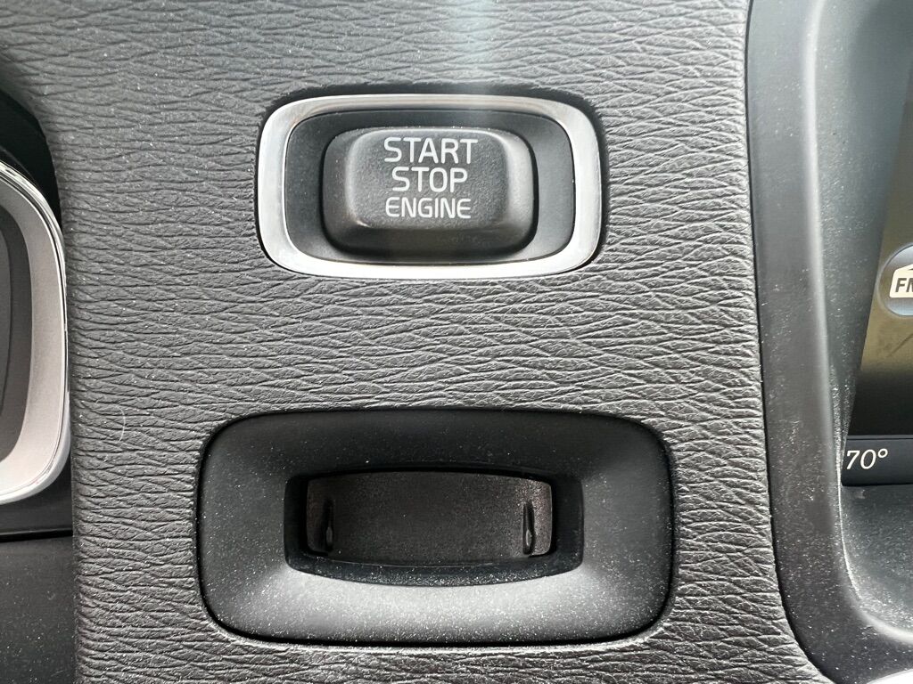 2015 VOLVO V60 T5 PREMIER Des Moines WA