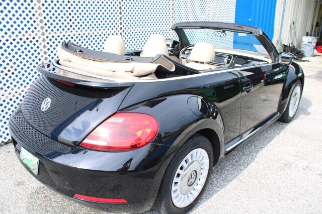 2015 Volkswagen BEETLE CONVERTIBLE 1.8T Melbourne FL