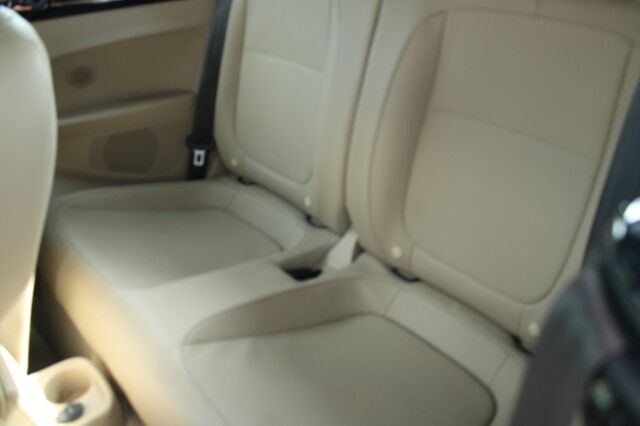 2015 Volkswagen BEETLE CONVERTIBLE 1.8T Melbourne FL