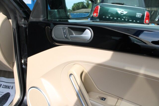 2015 Volkswagen BEETLE CONVERTIBLE 1.8T Melbourne FL