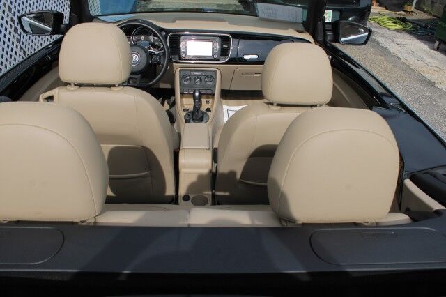 2015 Volkswagen BEETLE CONVERTIBLE 1.8T Melbourne FL