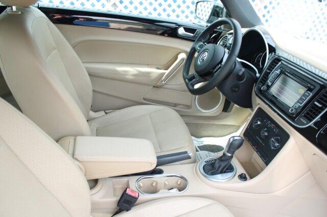 2015 Volkswagen BEETLE CONVERTIBLE 1.8T Melbourne FL