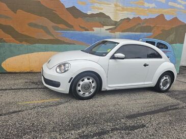 2015_Volkswagen_Beetle_1.8T Classic_ Saint Joseph MO