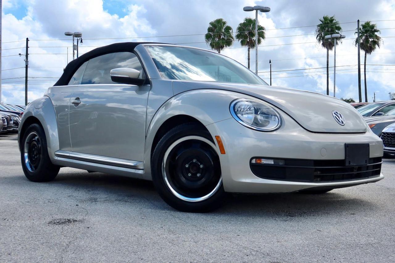 2015 Volkswagen Beetle 1.8T Convertible 2D