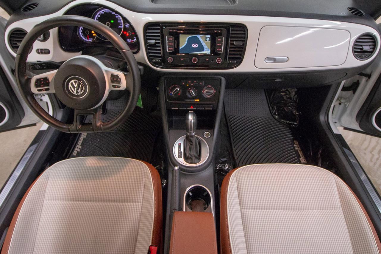 2015 Volkswagen Beetle Classic Roof Nav Red Deer AB