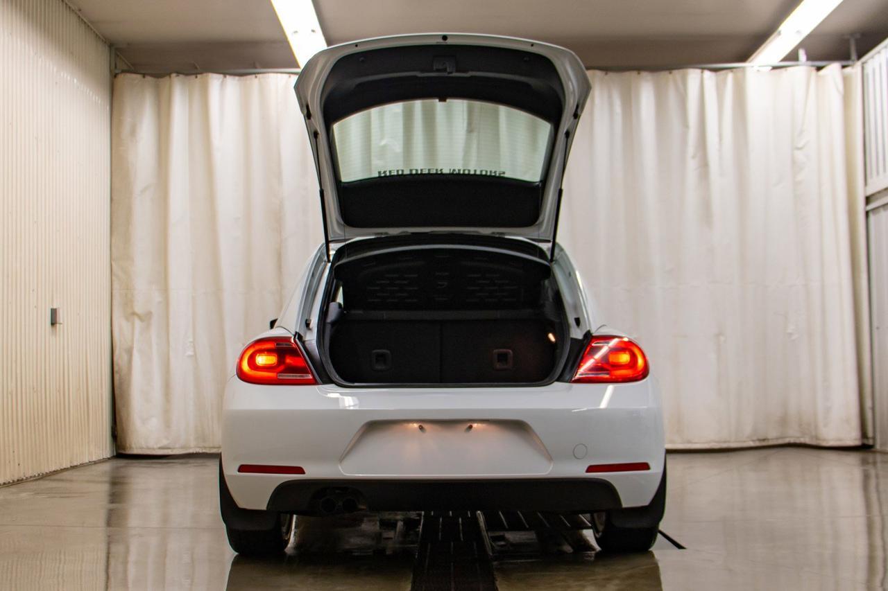 2015 Volkswagen Beetle Classic Roof Nav Red Deer AB