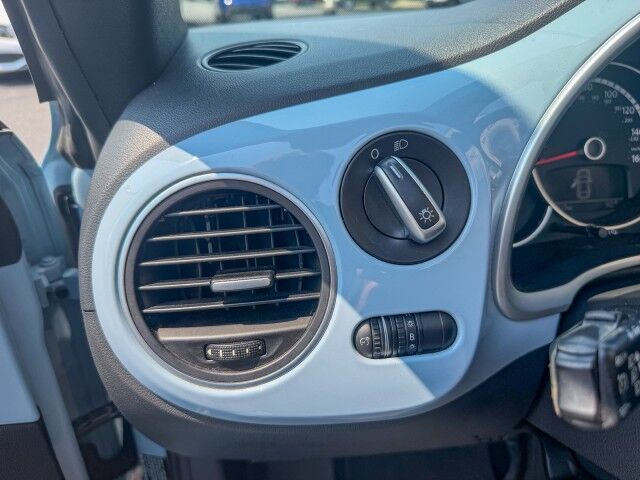 2015 Volkswagen Beetle Convertible 1.8T w/Tech Conover NC