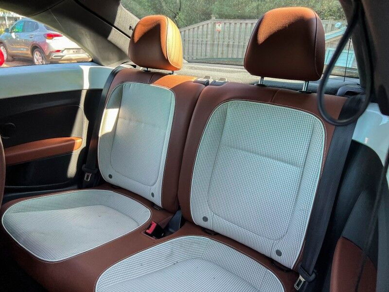 2015 Volkswagen Beetle Coupe 1.8T Classic Wilmington NC
