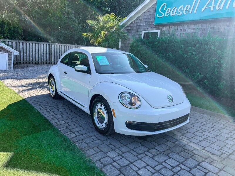 2015 Volkswagen Beetle Coupe 1.8T Classic