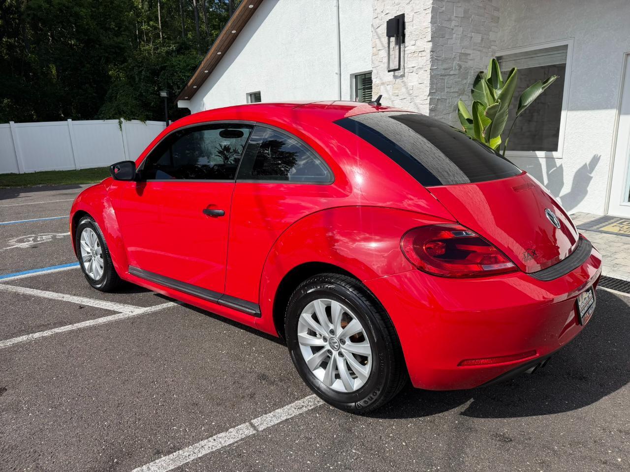 2015 Volkswagen Beetle Coupe 2dr Auto 1.8T PZEV Jacksonville FL