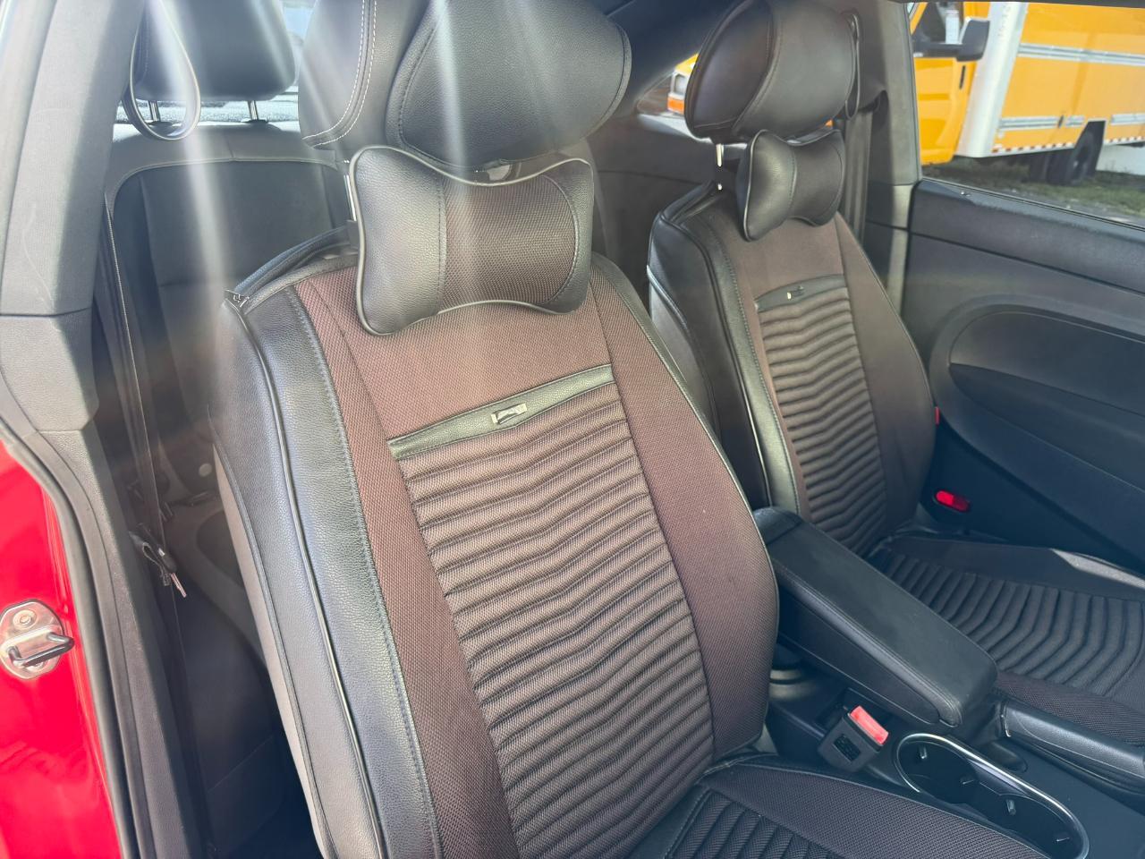 2015 Volkswagen Beetle Coupe 2dr Auto 1.8T PZEV Jacksonville FL