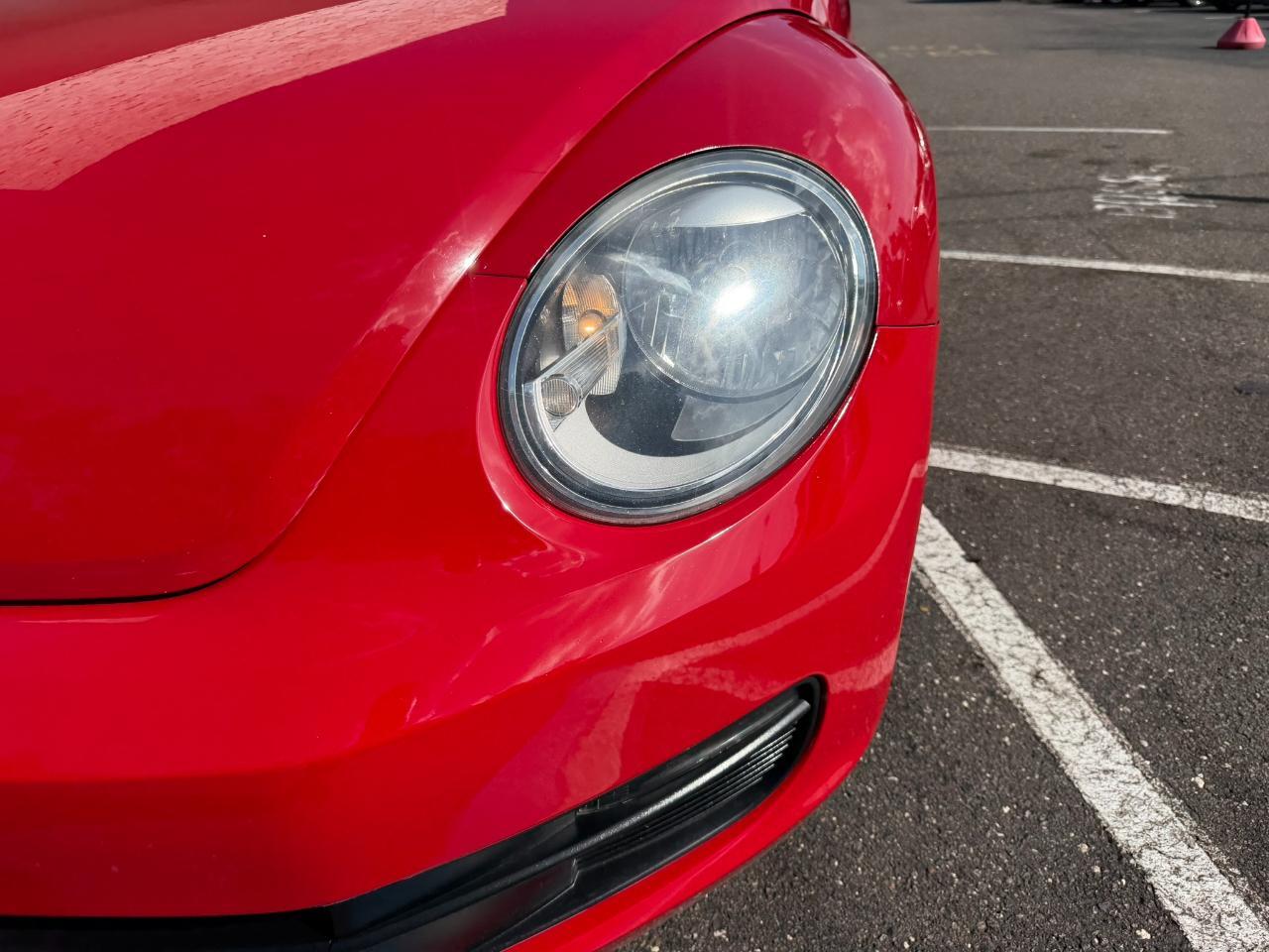2015 Volkswagen Beetle Coupe 2dr Auto 1.8T PZEV Jacksonville FL