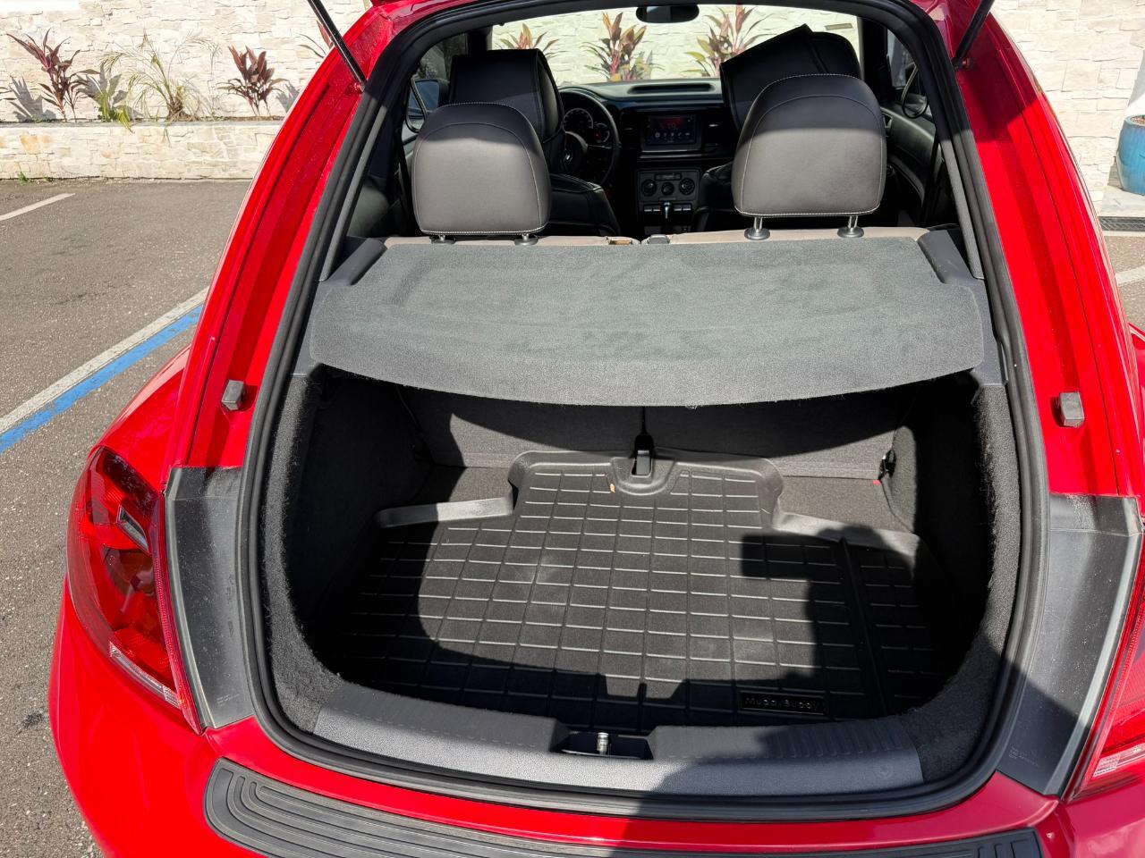 2015 Volkswagen Beetle Coupe 2dr Auto 1.8T PZEV Jacksonville FL