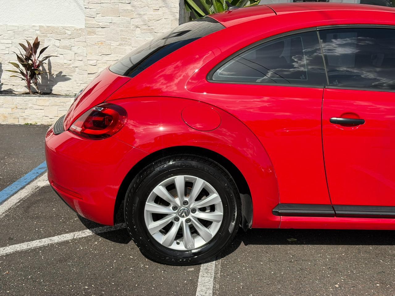 2015 Volkswagen Beetle Coupe 2dr Auto 1.8T PZEV Jacksonville FL