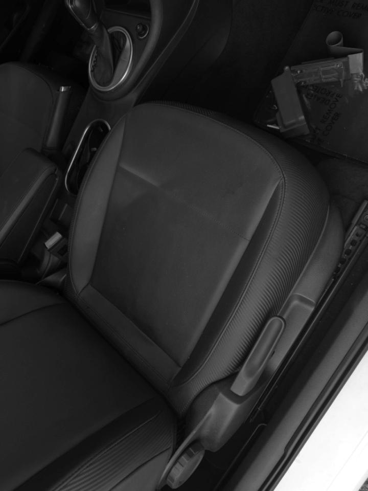 2015 Volkswagen Beetle Coupe 2dr Auto 1.8T PZEV Jacksonville FL