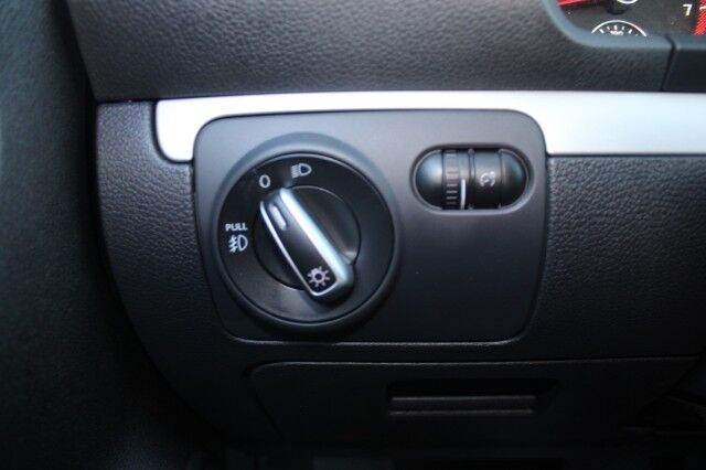 2015 Volkswagen EOS KOMFORT Melbourne FL