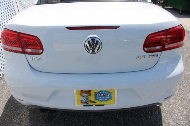 2015 Volkswagen Eos LUXURY W/NAVI Komfort Melbourne FL