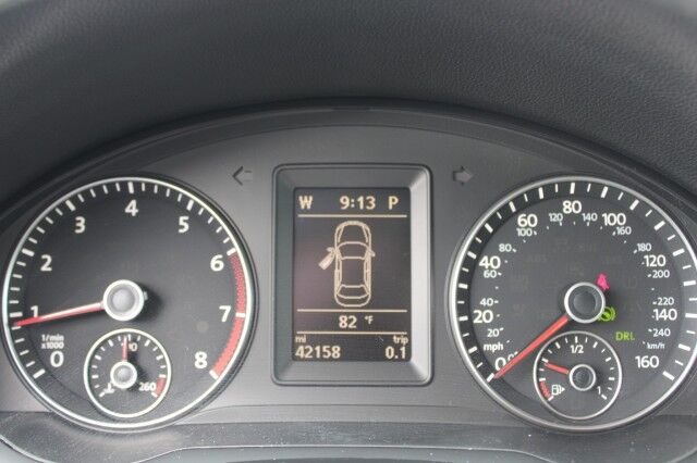 2015 Volkswagen Eos LUXURY W/NAVI Komfort Melbourne FL