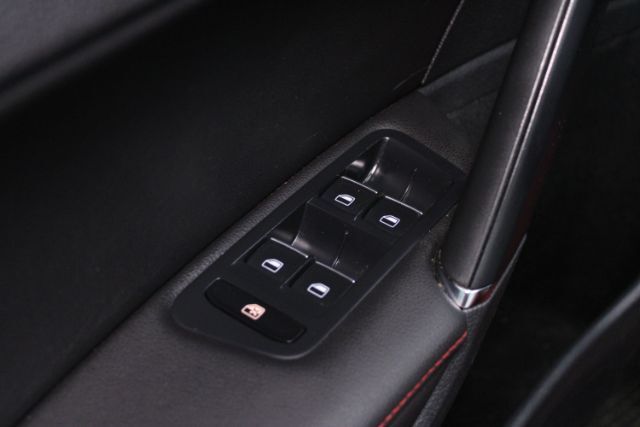 2015 Volkswagen Golf GTI 2.0T SE 4-Door Chantilly VA