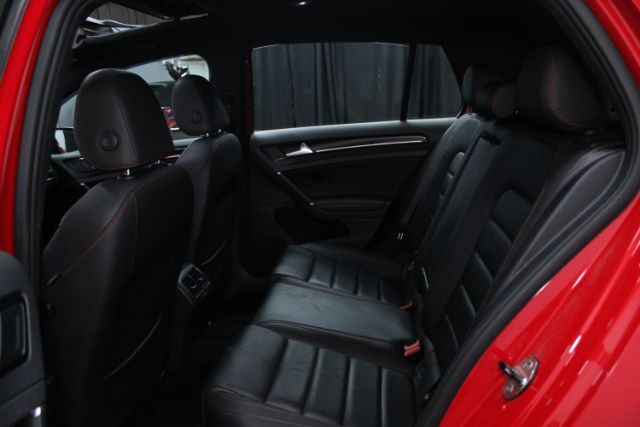 2015 Volkswagen Golf GTI 2.0T SE 4-Door Chantilly VA