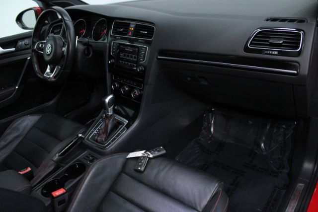 2015 Volkswagen Golf GTI 2.0T SE 4-Door Chantilly VA