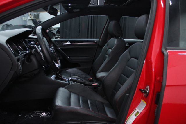 2015 Volkswagen Golf GTI 2.0T SE 4-Door Chantilly VA