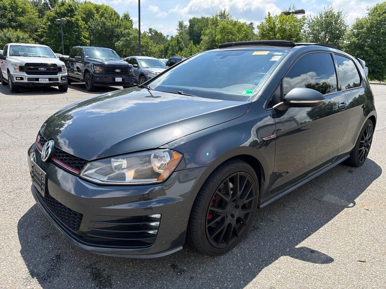 2015 Volkswagen Golf GTI 2.0T SE