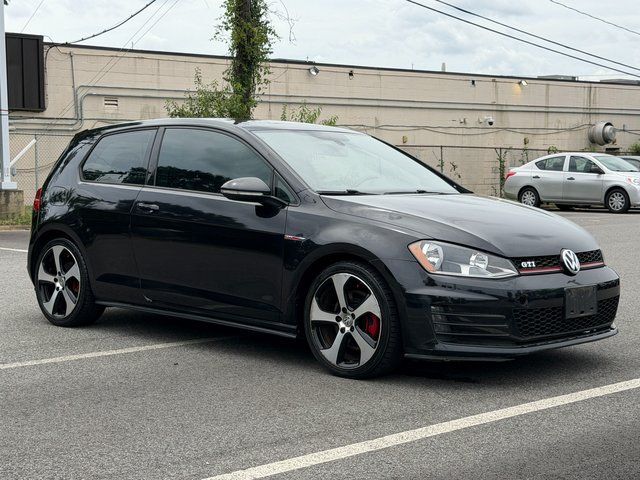 2015 Volkswagen Golf GTI 2.0T SE