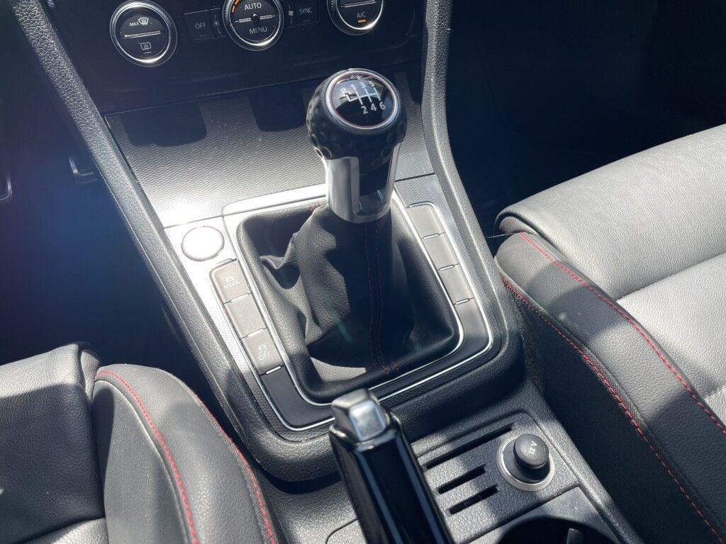 2015 Volkswagen Golf GTI S~MANUAL TRANSMISSION~PERFORMANCE PKG~1 OWNER~ONLINE FINANCE AND SHIPPING AVAILABLE!!!! Sarasota FL