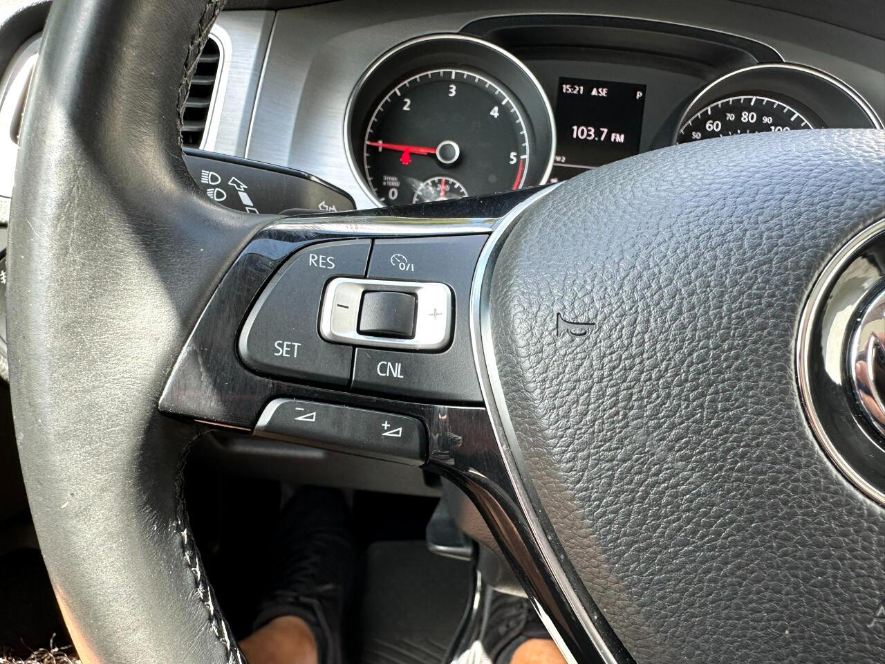 2015 Volkswagen Golf SportWagen 4dr DSG TDI S Jacksonville FL