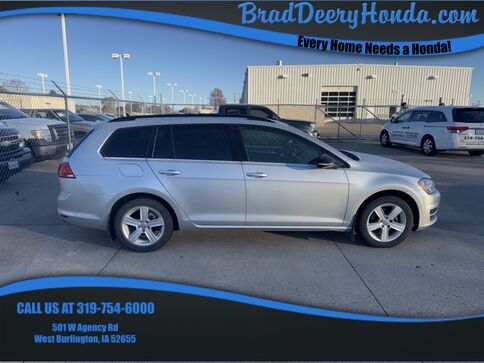 2015_Volkswagen_Golf SportWagen_S_ West Burlington IA