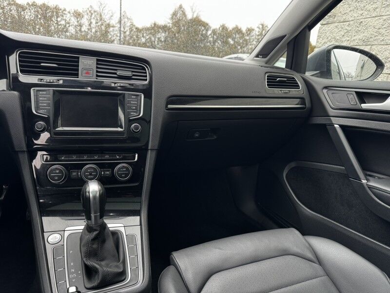 2015 Volkswagen Golf SportWagen TDI S Willow Grove PA