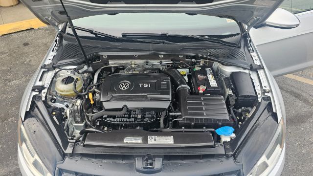 2015 Volkswagen Golf SportWagen TSI S 6A Saint Joseph MO