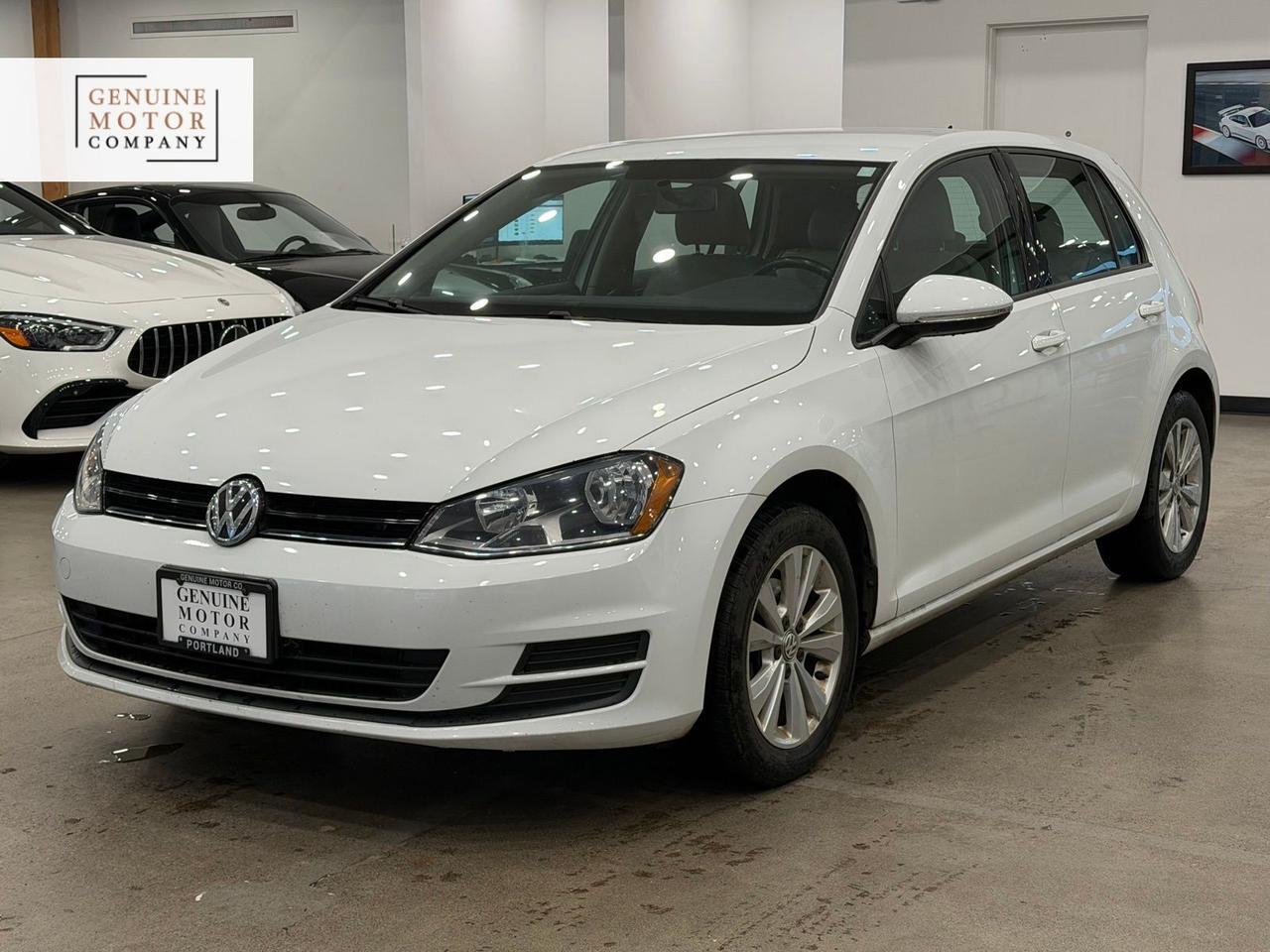 2015 Volkswagen Golf TDI S 4-Door