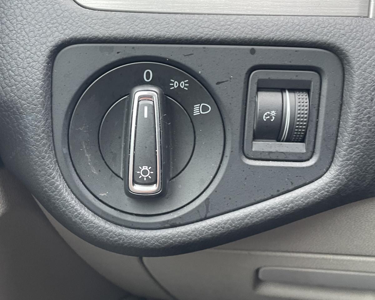 2015 Volkswagen Golf TDI S Hatchback Sedan 4D