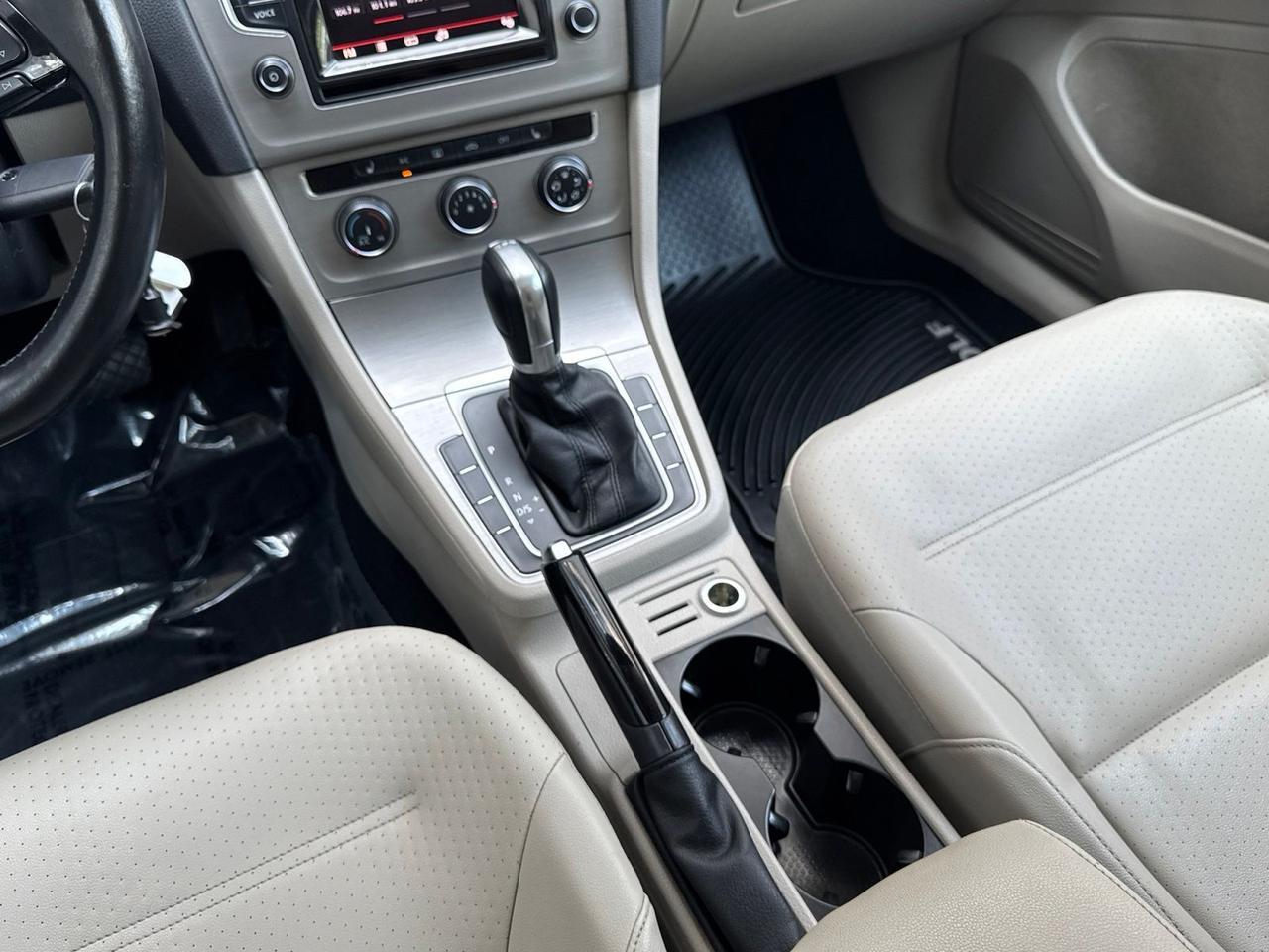 2015 Volkswagen Golf TDI SE 4-Door Warrenton VA