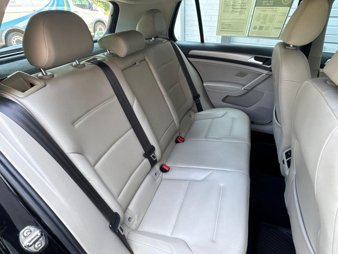 2015 Volkswagen Golf TDI SE 4-Door Warrenton VA