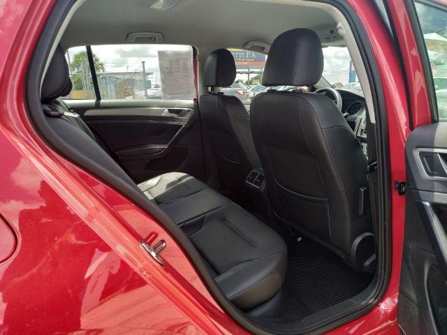 2015 Volkswagen Golf TSI S 4-Door Bradenton FL