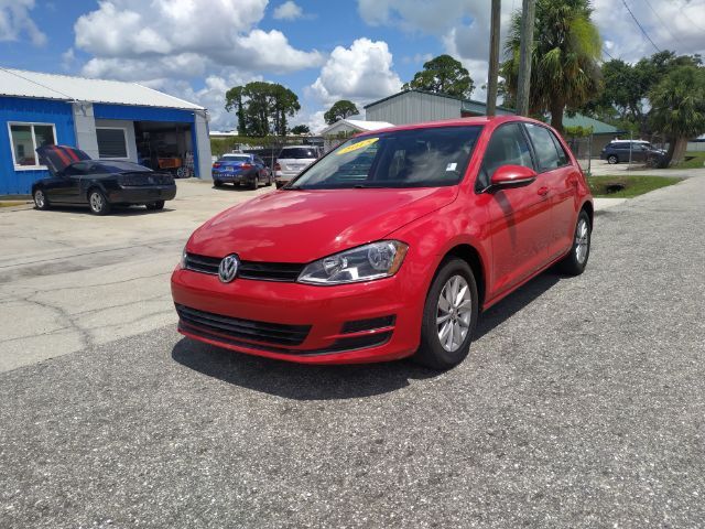 2015 Volkswagen Golf TSI S 4-Door Bradenton FL