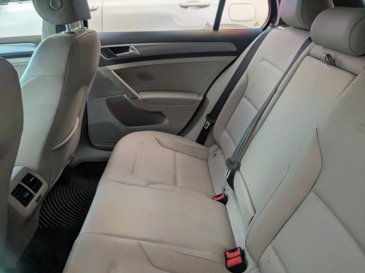 2015 Volkswagen Golf TSI SE 4-Door San Antonio TX