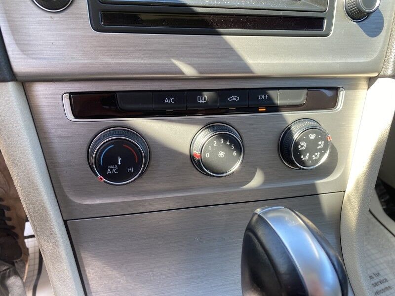 2015 Volkswagen Golf TSI SE Springfield PA