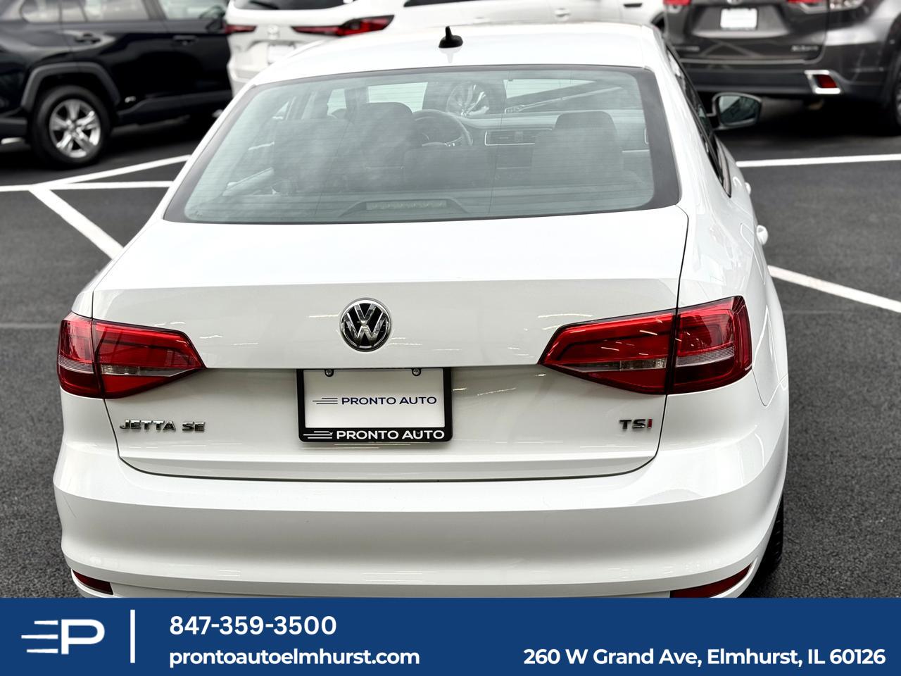 2015 Volkswagen Jetta 1.8T SE photo 4