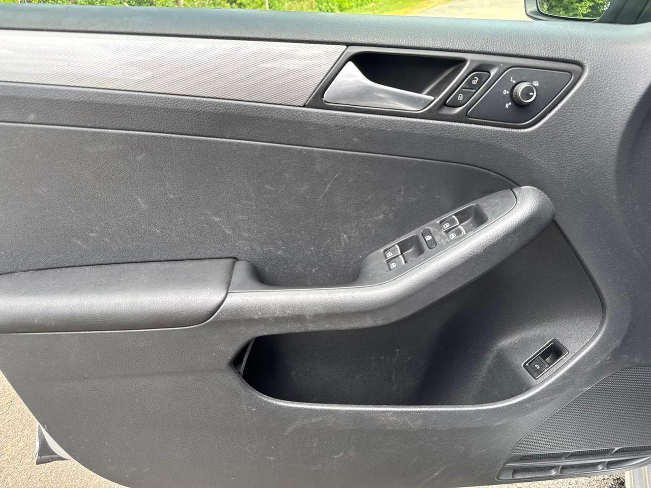 2015 Volkswagen Jetta 1.8T SE Warrenton VA
