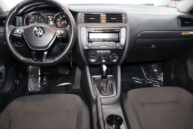 2015 Volkswagen Jetta 2.0L S