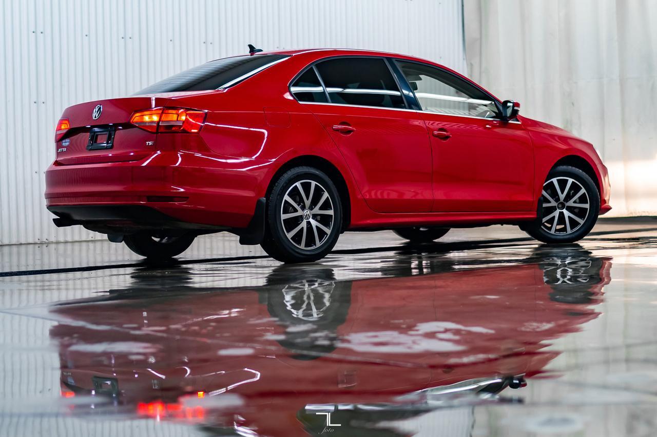 2015 Volkswagen Jetta Comfortline Manual Roof BCam Red Deer AB