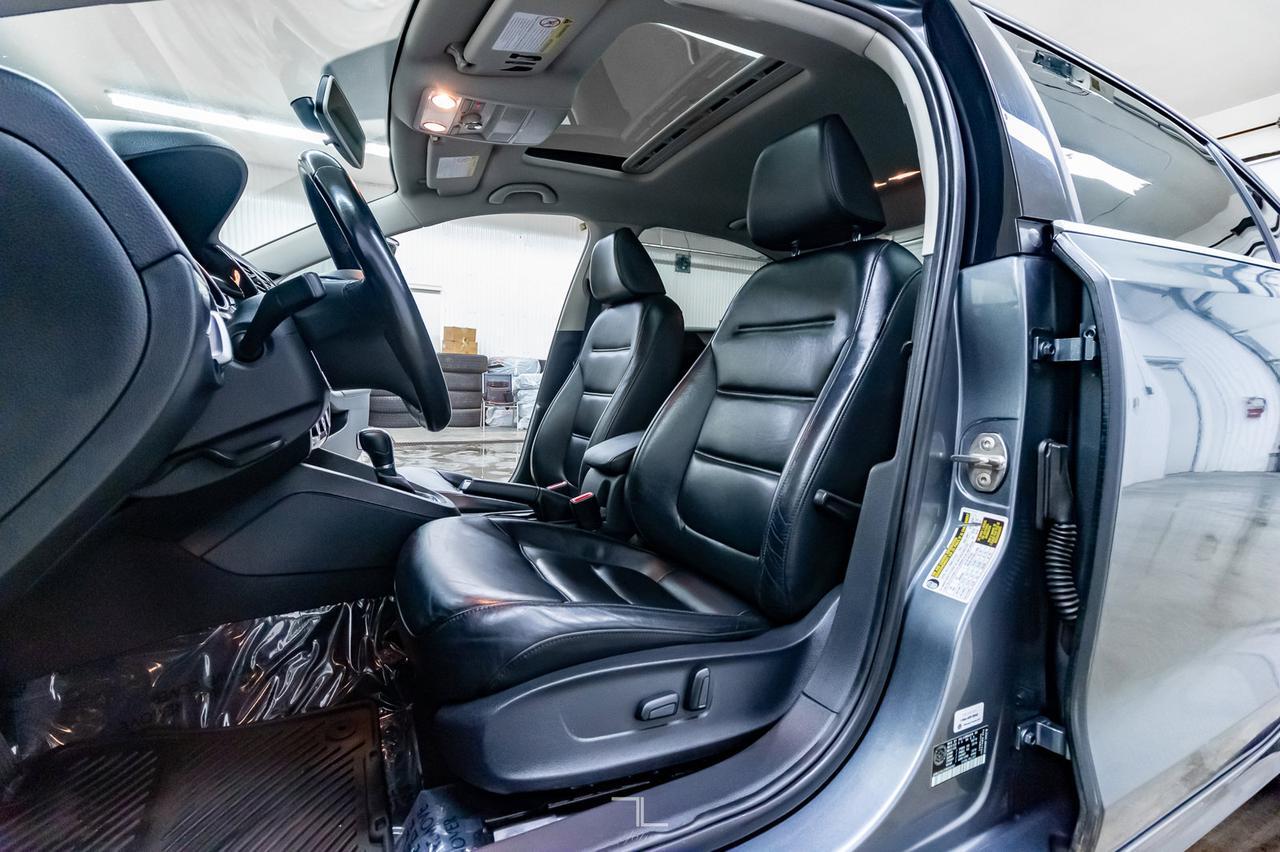 2015 Volkswagen Jetta Highline Diesel Leather Roof Nav Red Deer AB