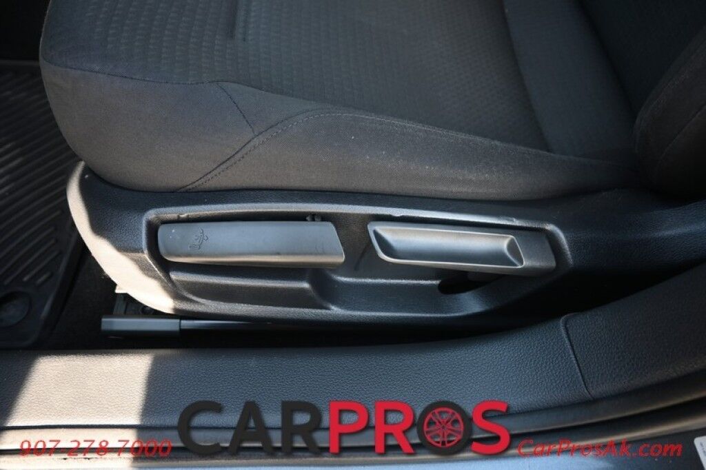 2015 Volkswagen Jetta S - 2.0L 4-Cyl - Automatic - Premium Cloth Seats - Power Locks, Windows & Mirrors - Cruise Control - Back Up Camera - Bluetooth - Aux & USB Input - Air Conditioning - Keyless Entry & Start - 34 MPG Anchorage AK