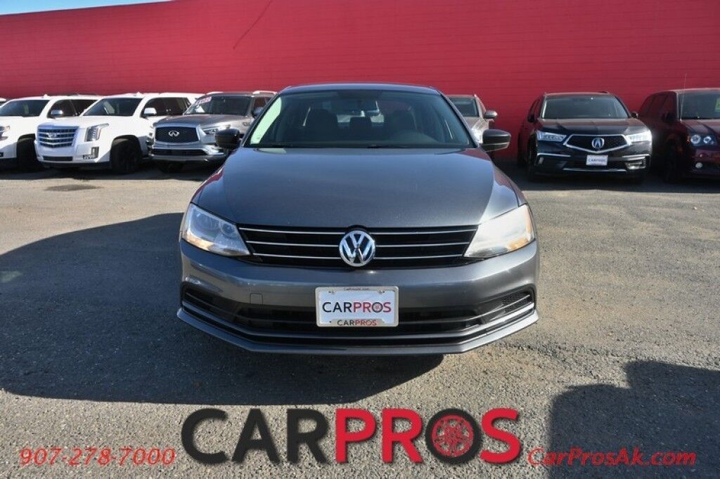 2015 Volkswagen Jetta S - 2.0L 4-Cyl - Automatic - Premium Cloth Seats - Power Locks, Windows & Mirrors - Cruise Control - Back Up Camera - Bluetooth - Aux & USB Input - Air Conditioning - Keyless Entry & Start - 34 MPG
