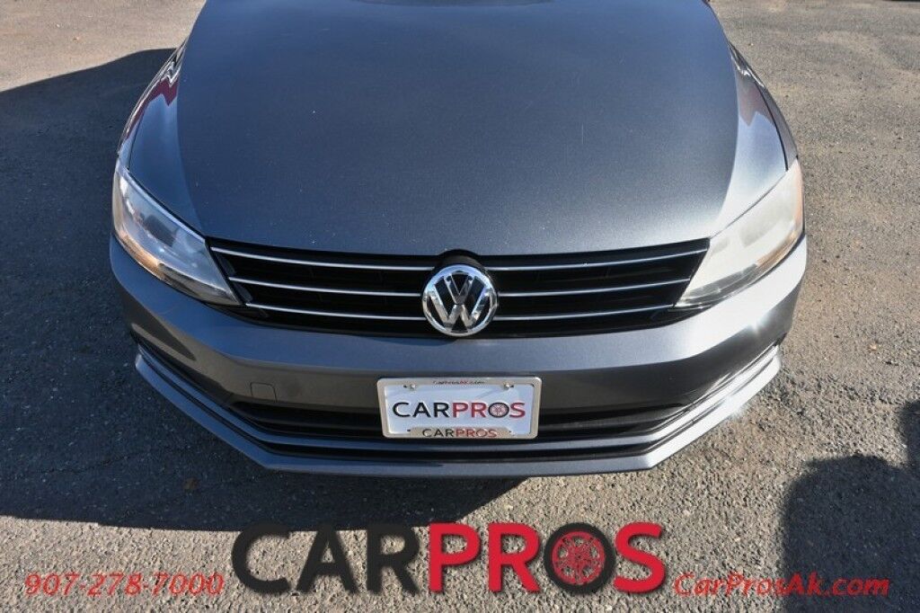 2015 Volkswagen Jetta S - 2.0L 4-Cyl - Automatic - Premium Cloth Seats - Power Locks, Windows & Mirrors - Cruise Control - Back Up Camera - Bluetooth - Aux & USB Input - Air Conditioning - Keyless Entry & Start - 34 MPG Anchorage AK
