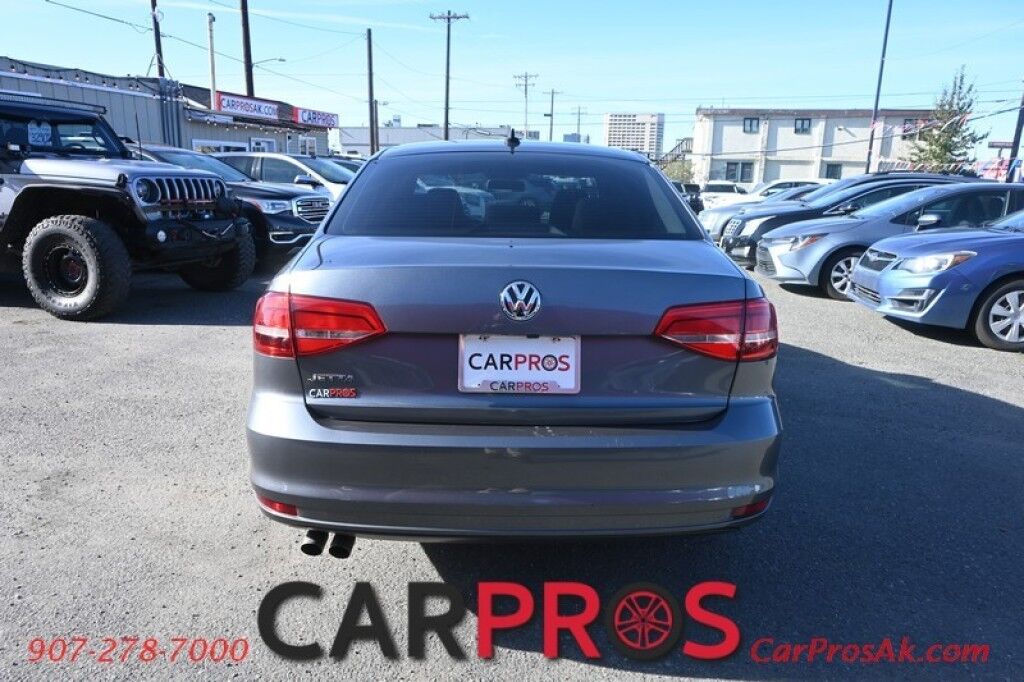2015 Volkswagen Jetta S - 2.0L 4-Cyl - Automatic - Premium Cloth Seats - Power Locks, Windows & Mirrors - Cruise Control - Back Up Camera - Bluetooth - Aux & USB Input - Air Conditioning - Keyless Entry & Start - 34 MPG Anchorage AK